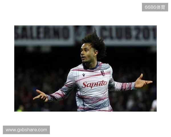 记者:齐尔克泽有可能会离队,曼联有信心从他身上收回转会费 记者:齐尔克泽有可能会离队,曼联有信心从他身上收回转会费