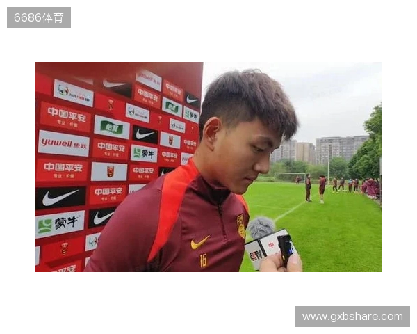 李昊：第一场输越南有很多客观因素 杨希天天给我炫耀全运会金牌