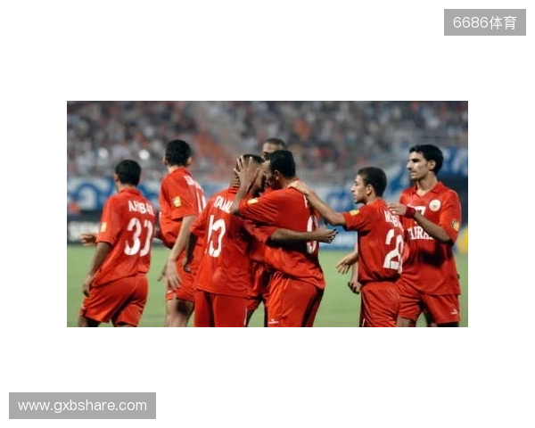 亚预赛出线关键战!中国香港vs新加坡首发:安永佳、陈晋一领衔